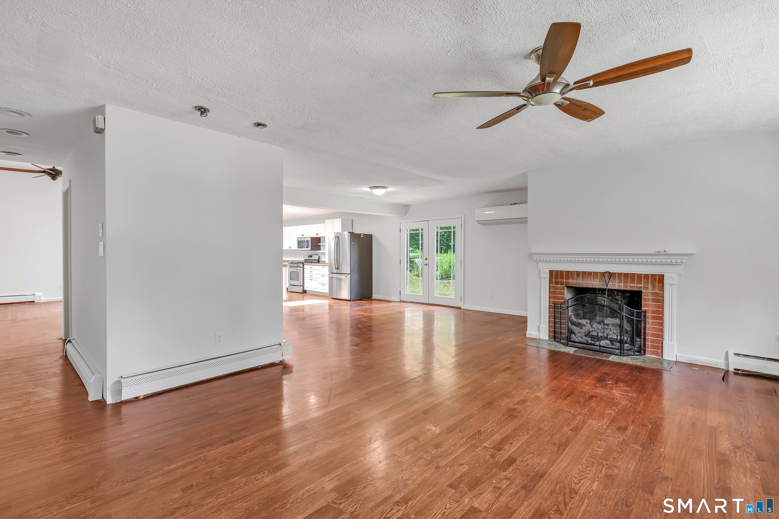 17 Woodlawn Road Monroe, CT 06468 - Photo 10 of 37