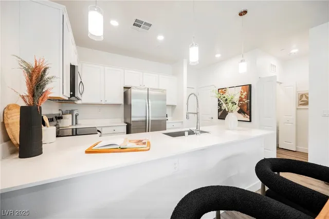$2,445 | 10777 Passion Hts Street, Unit 69, Las Vegas, NV 89179