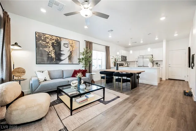 $2,445 | 10777 Passion Hts Street, Unit 69, Las Vegas, NV 89179