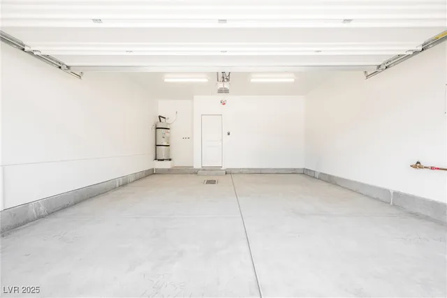 $2,445 | 10777 Passion Hts Street, Unit 69, Las Vegas, NV 89179