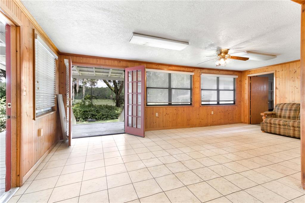3350 Northeast 125th Terrace Road Silver Springs, FL 34488 - Photo 39 of 47 a view of an empty room and window