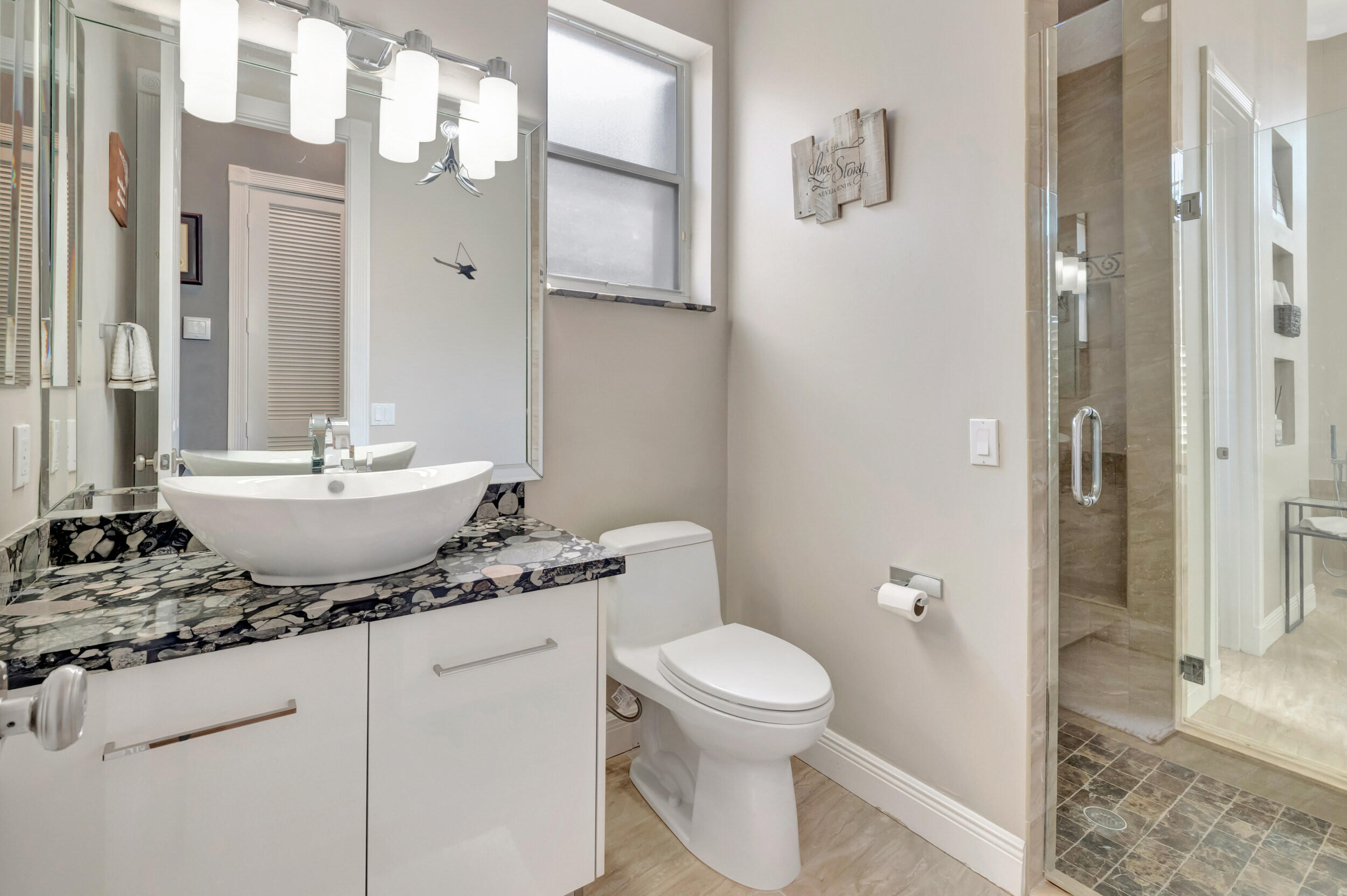 21710 Fall River Drive Boca Raton, FL 33428 - Photo 22 of 53 Bathroom
