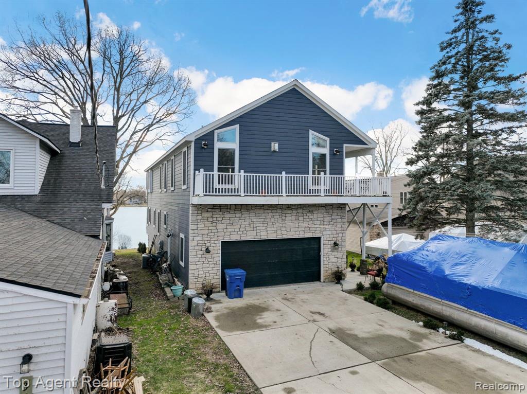 3589 Mann Road Clarkston, MI 48346 - Photo 45 of 61
