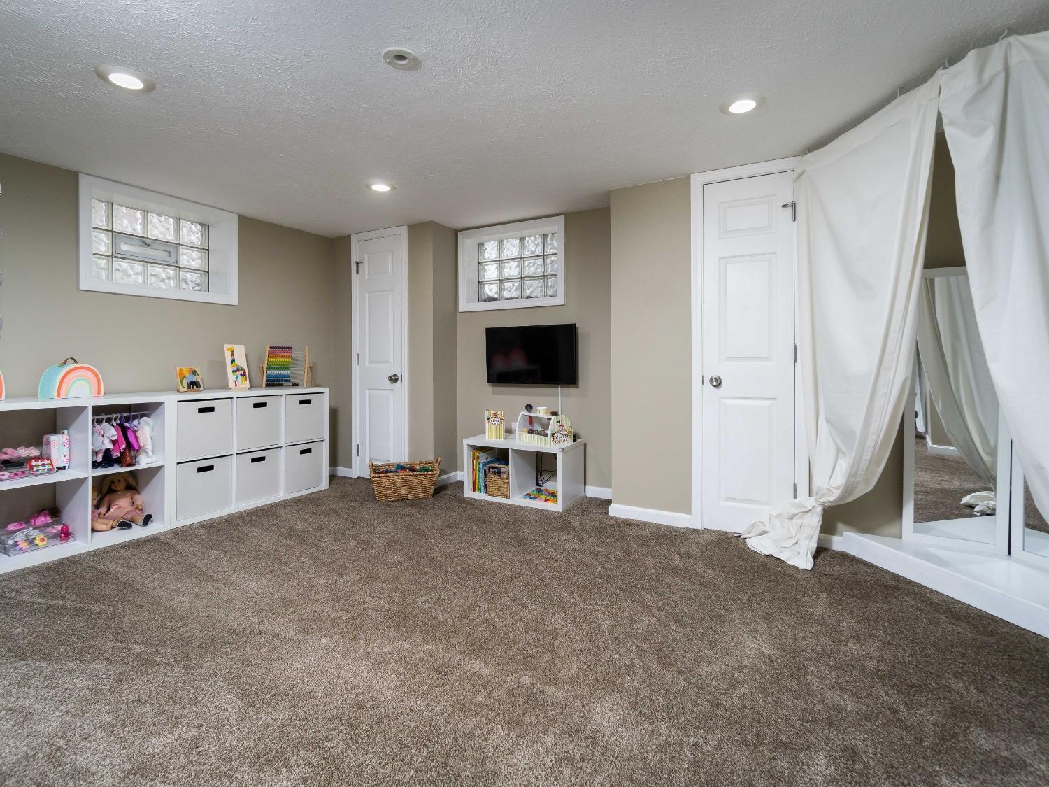 3725 Homewood Road Mariemont, OH 45227 - Photo 25 of 30 Gallery Image 25