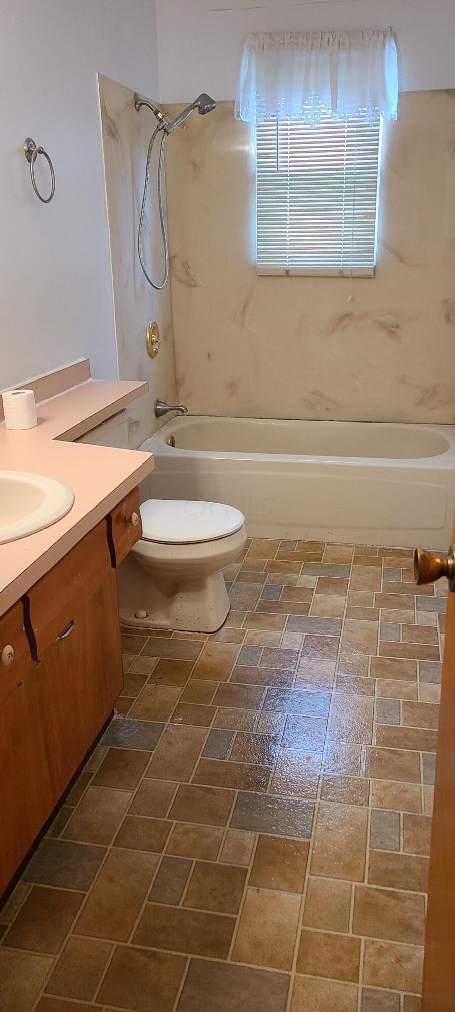 1127 Ramp Lane Heath, OH 43056 - Photo 24 of 28 R3