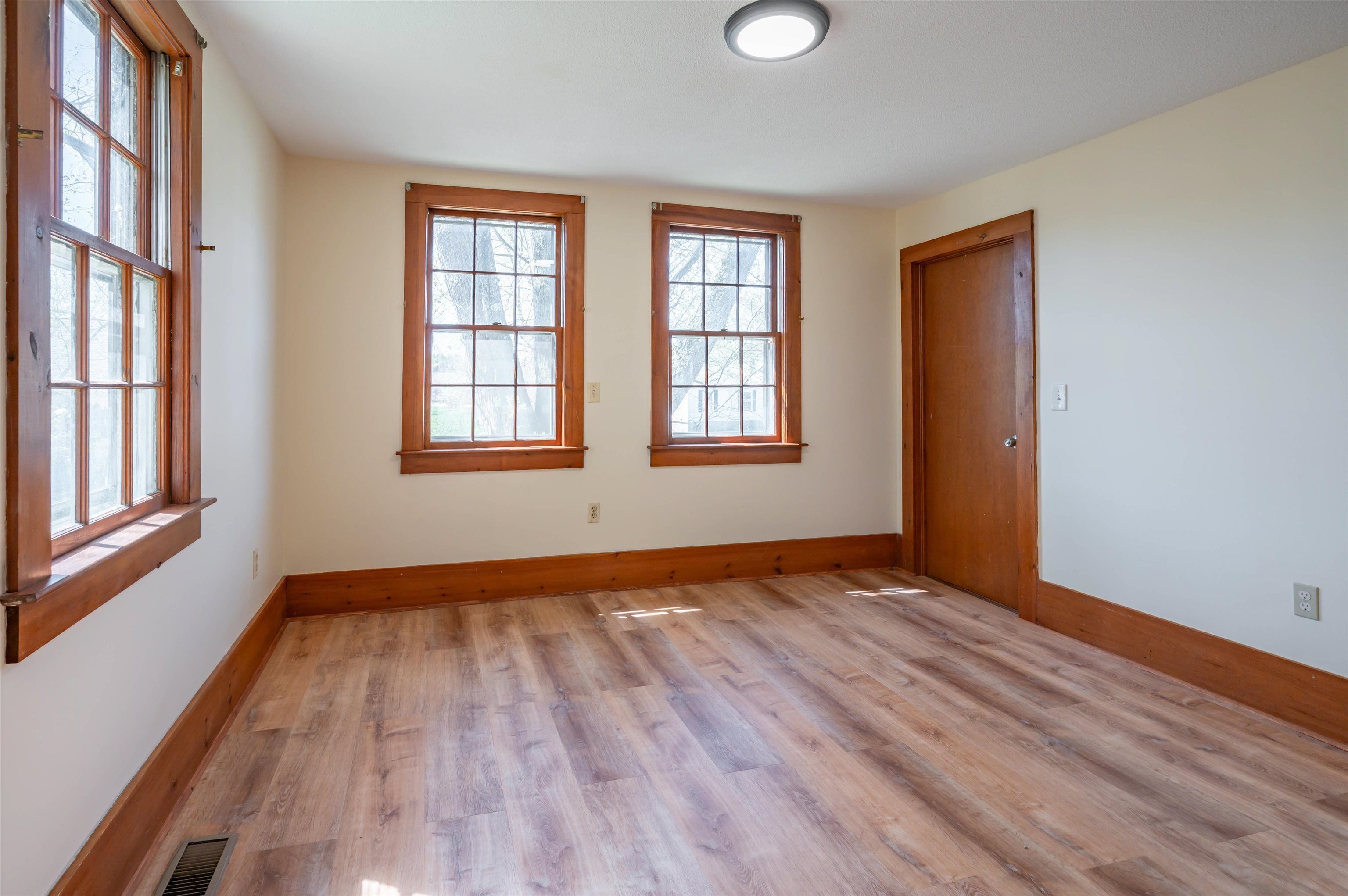 5 Loop Road Merrimack, NH 03054 - Photo 19 of 29 Gallery Image 19