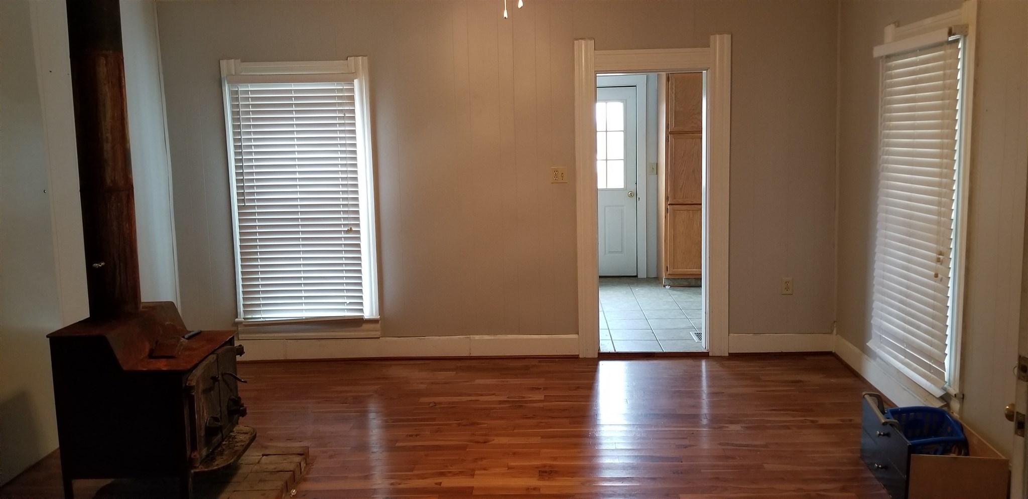 1437 East Frye Road Bloomfield, IN 47424 - Photo 4 of 22