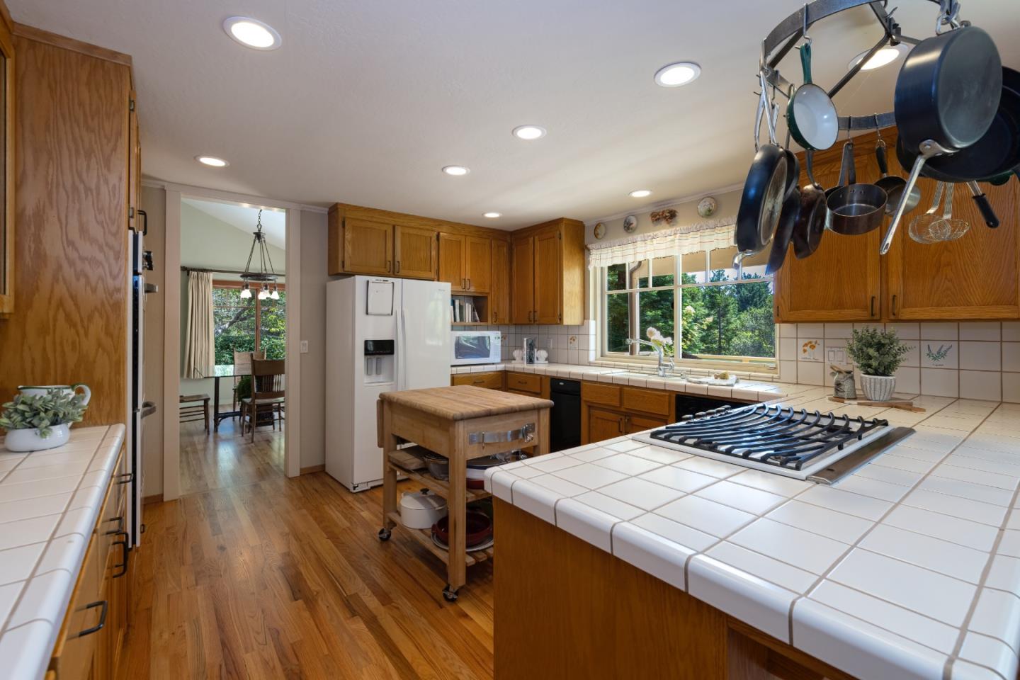 661 Meadow Road Aptos, CA 95003 - Photo 16 of 65