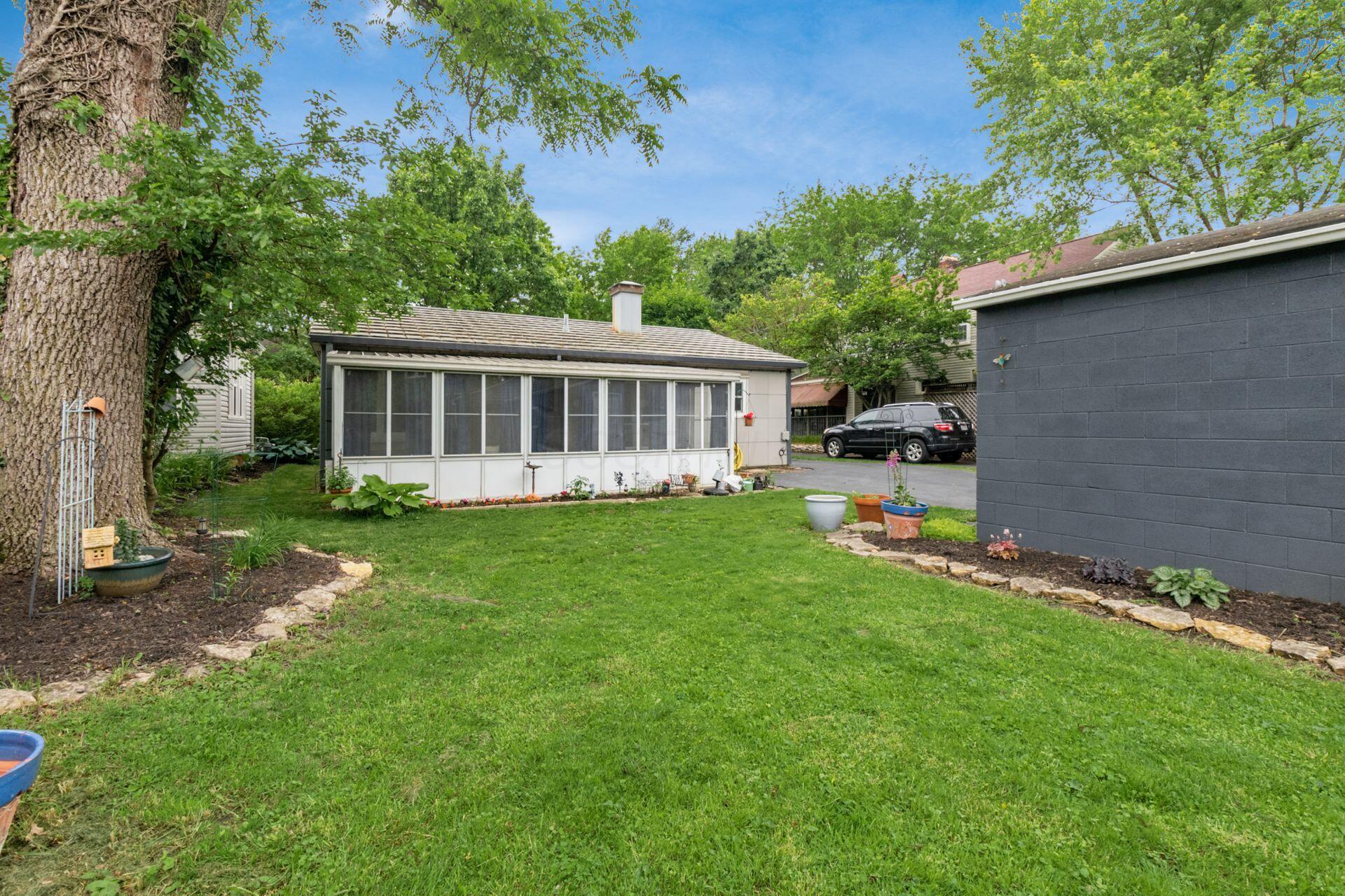 214 Arden Road Columbus, OH 43214 - Photo 32 of 35 Back of House