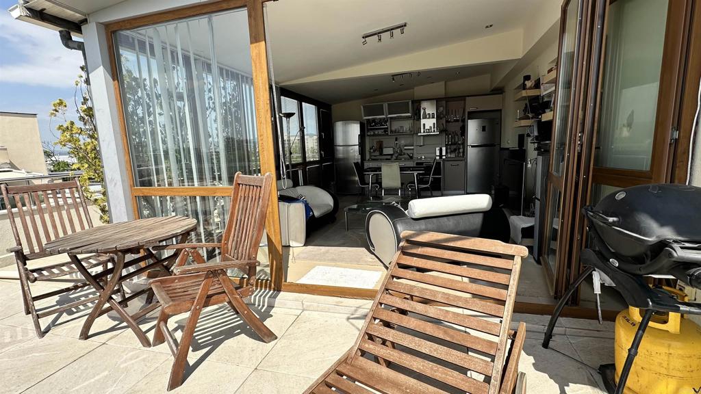 2 Flowers, Unit 51 Absecon, NJ 08205 - Photo 12 of 37 a outdoor space with furniture