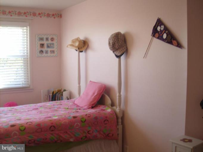 1046 Grovehill Road Halethorpe, MD 21227 - Photo 14 of 25 Bedroom #2