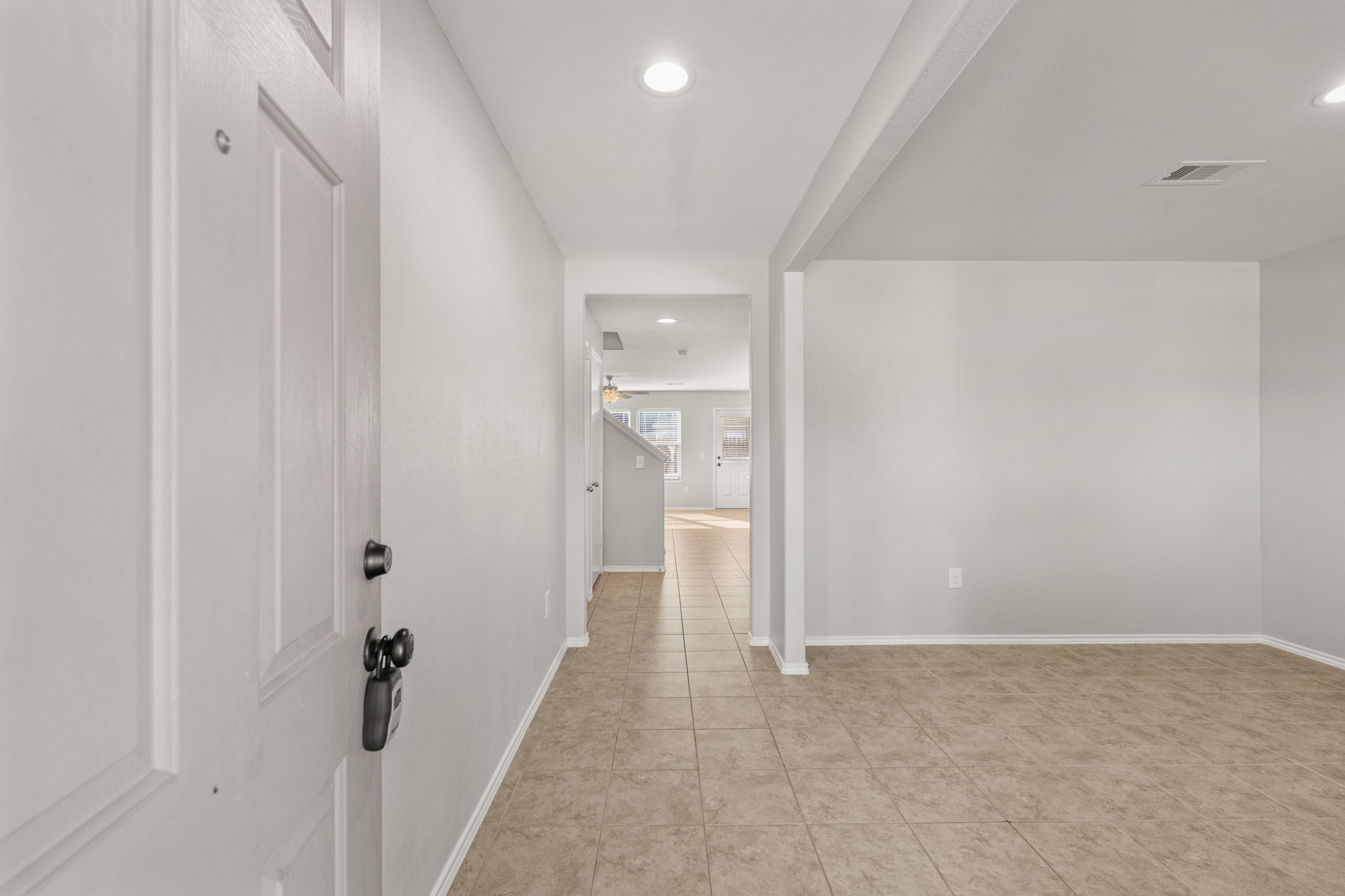 21359 Bandera Ranch Lane Katy, TX 77449 - Photo 4 of 31 a view of an empty room