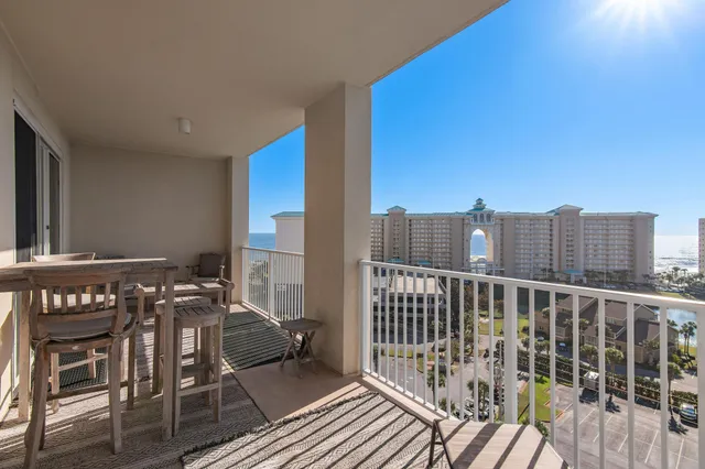 $579,000 | 122 Seascape Drive, Unit 1002, Miramar Beach, FL 32550