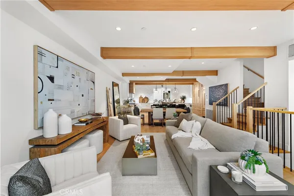 $9,300 | 20462 Santa Ana Avenue, Unit G, Newport Beach, CA 92660