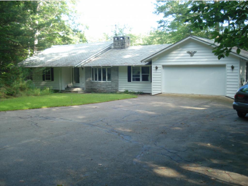 219 Gilman Point Road Moultonborough, NH 03254 - Photo 2 of 35 Gallery Image 2