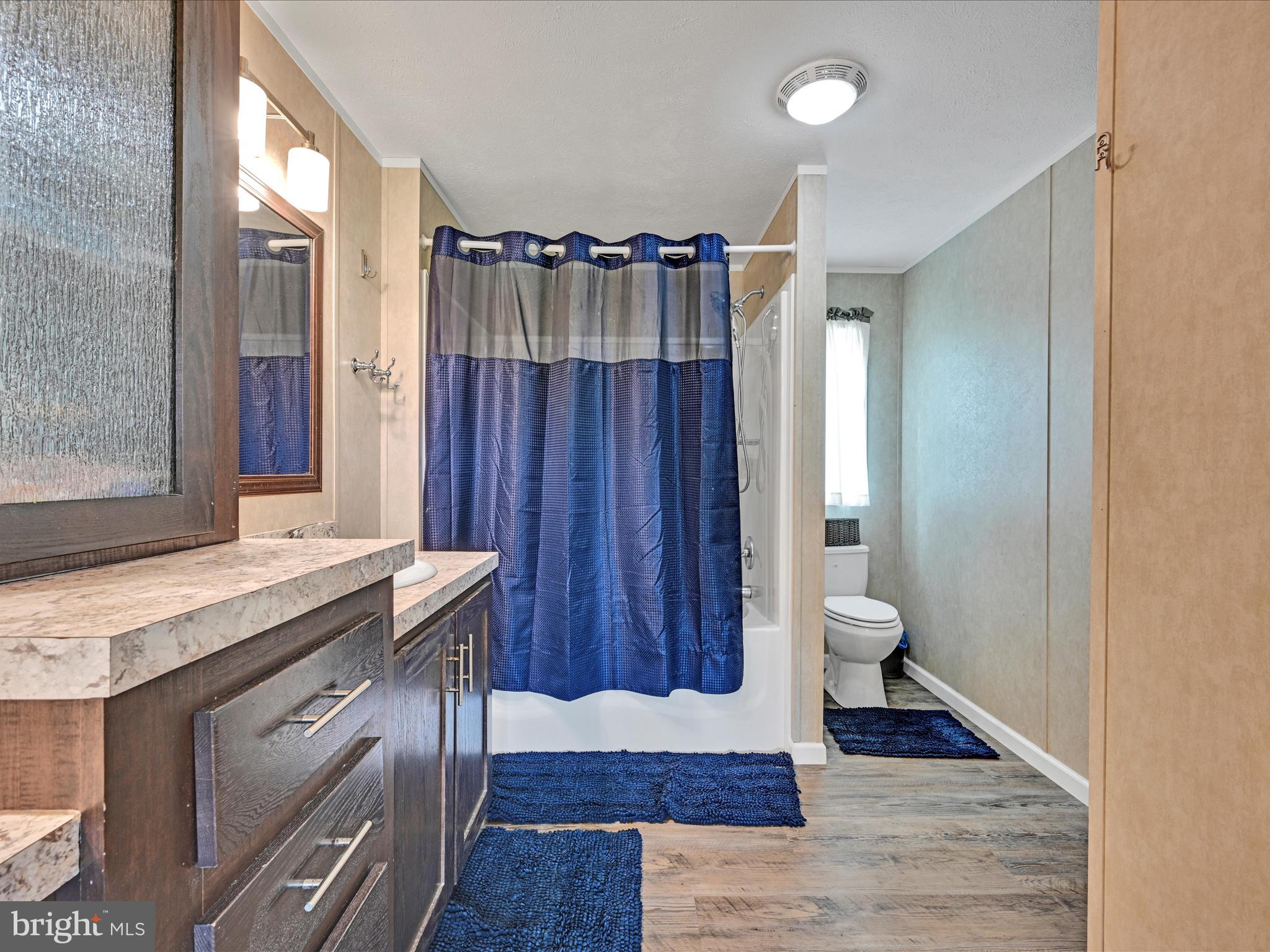 1279 Washington Road Leesport, PA 19533 - Photo 17 of 54 Primary Bathroom