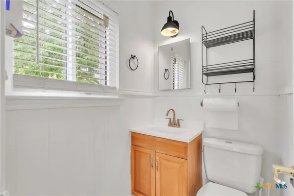 $195,000 | 104 South Meadow Drive, Little River-Academy, TX 76554