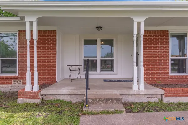 $195,000 | 104 South Meadow Drive, Little River-Academy, TX 76554