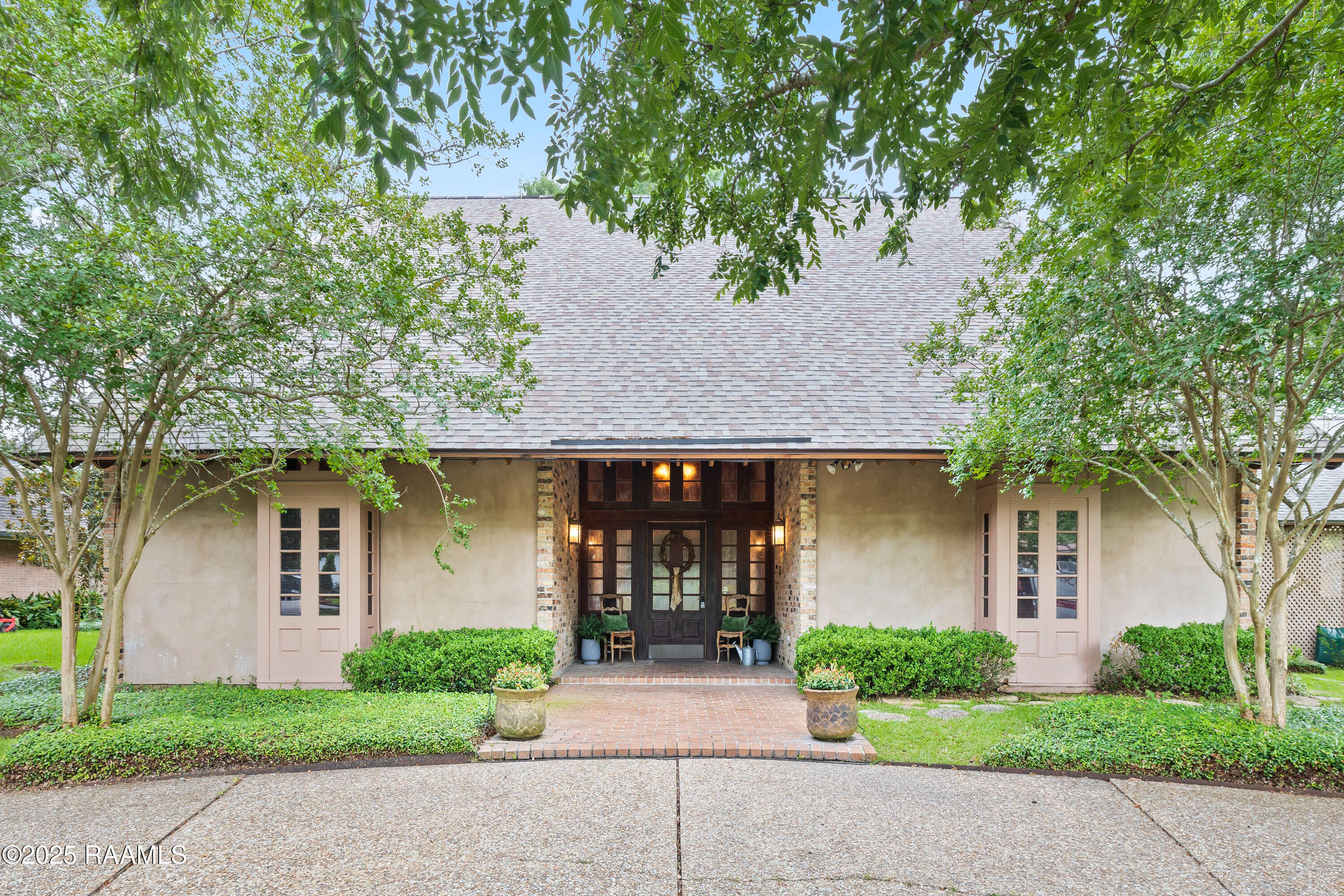 114 Canterbury Road Lafayette, LA 70503 - Photo 49 of 49 114 Canterbury-2
