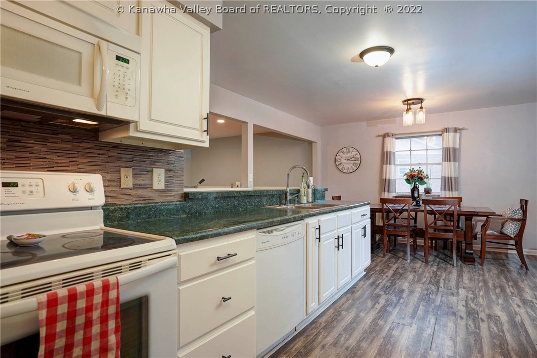 2026 Huber Road Charleston, WV 25314 - Photo 6 of 35 Gallery Image 6