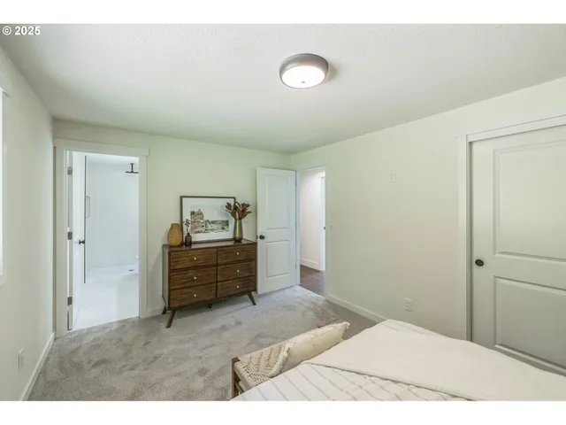 $530,500 | 37465 Dubarko Road, Sandy, OR 97055