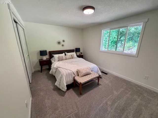 $530,500 | 37465 Dubarko Road, Sandy, OR 97055