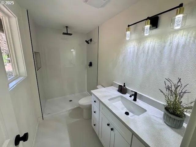 $530,500 | 37465 Dubarko Road, Sandy, OR 97055