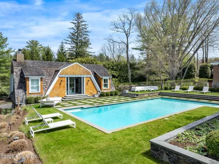 $8,195,000 | 212 Bedford Road, Greenwich, CT 06831