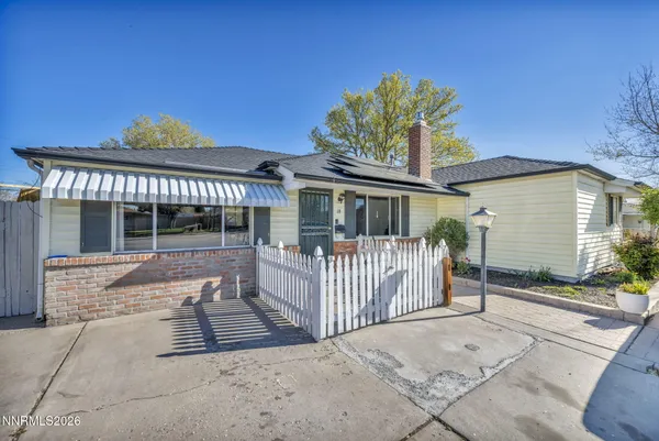 $449,900 | 18 East Prater Way, Sparks, NV 89431