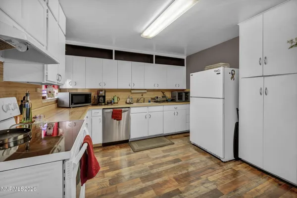 $449,900 | 18 East Prater Way, Sparks, NV 89431