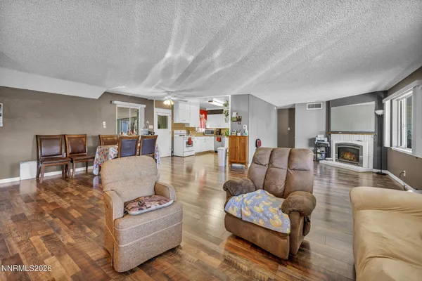 $449,900 | 18 East Prater Way, Sparks, NV 89431