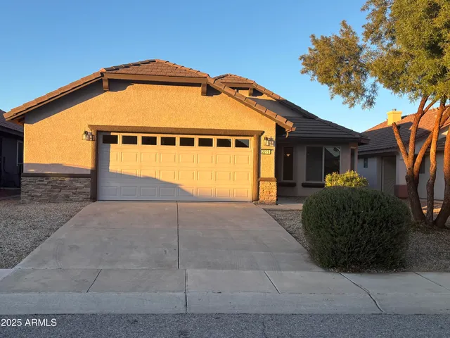 $298,900 | 2279 Thunder Meadows Drive, Sierra Vista, AZ 85635