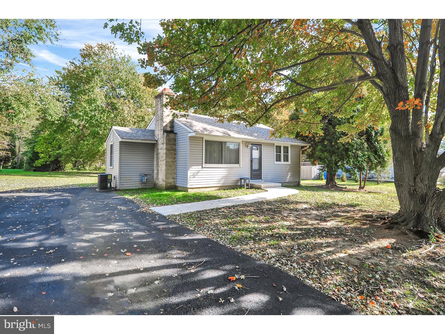 2014 Pleasant Valley Road Newark, DE 19702 - Photo 1 of 16 Exterior Front