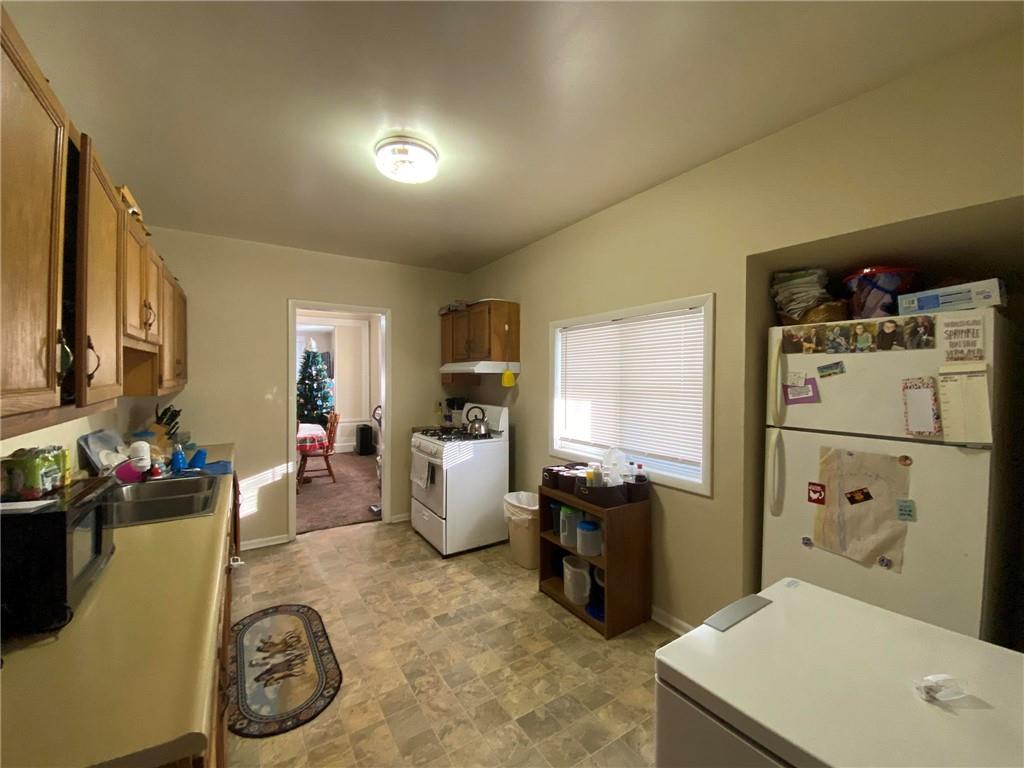 709 Spring Street New Castle, IN 47362 - Photo 9 of 36 Gallery Image 9