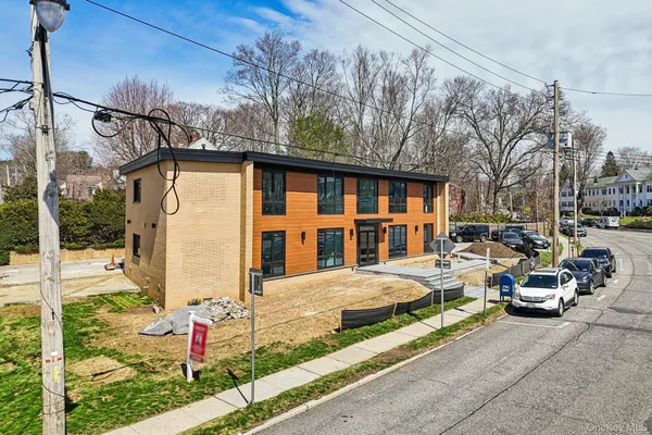 $5,100 | 325 Manville Road, Unit 102, Pleasantville, NY 10570