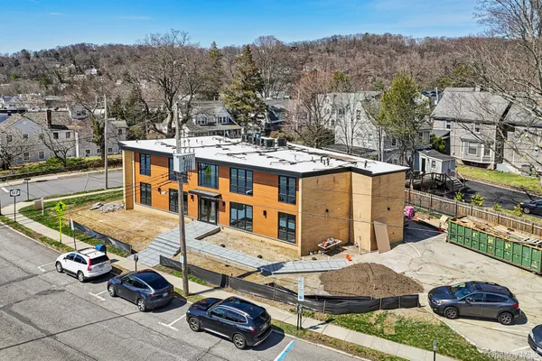 $5,100 | 325 Manville Road, Unit 102, Pleasantville, NY 10570