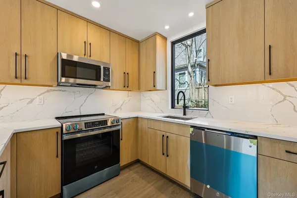 $5,100 | 325 Manville Road, Unit 102, Pleasantville, NY 10570