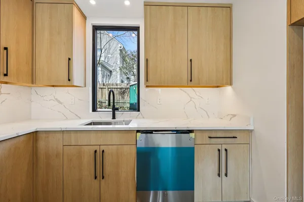 $5,100 | 325 Manville Road, Unit 102, Pleasantville, NY 10570