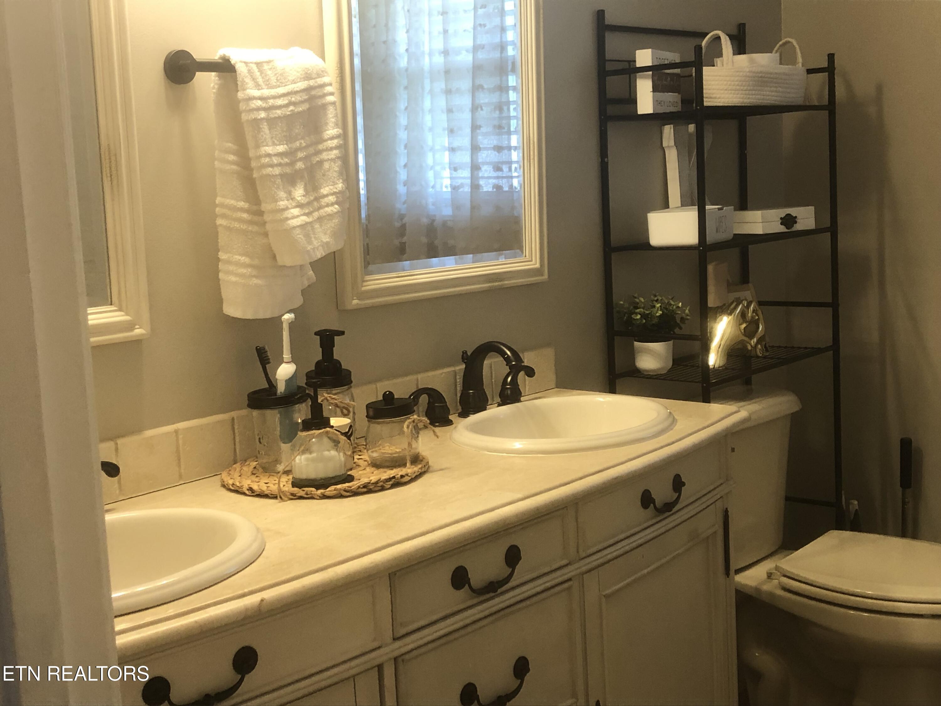 1567 Clemmons Road Cookeville, TN 38501 - Photo 12 of 20 IMG_3848