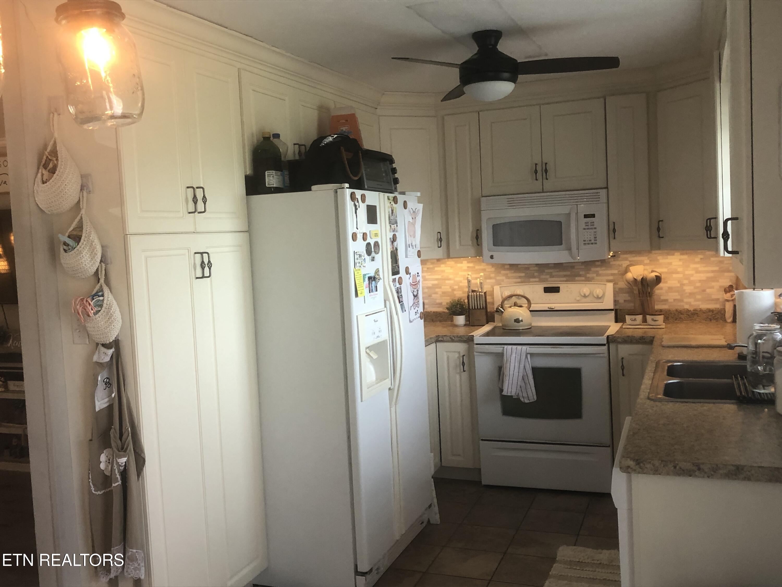 1567 Clemmons Road Cookeville, TN 38501 - Photo 10 of 20 IMG_3842