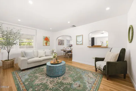 $1,138,000 | 1902 North Pass Avenue, Burbank, CA 91505
