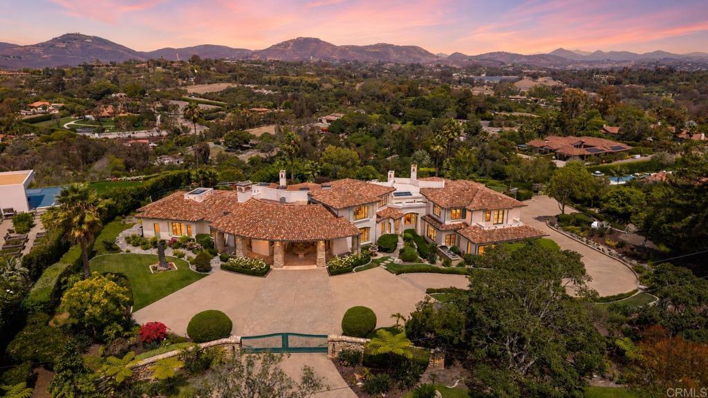 5528 La Crescenta Road Rancho Santa Fe, CA 92067 - Photo 13 of 16