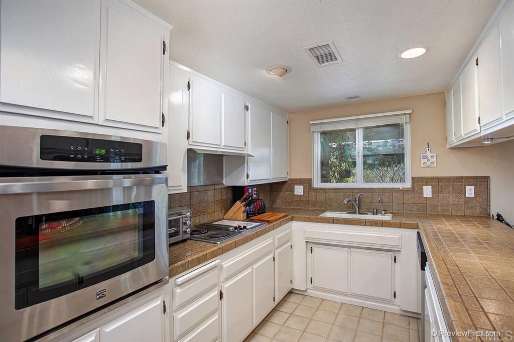 2425 Rose Road Fallbrook, CA 92028 - Photo 6 of 24