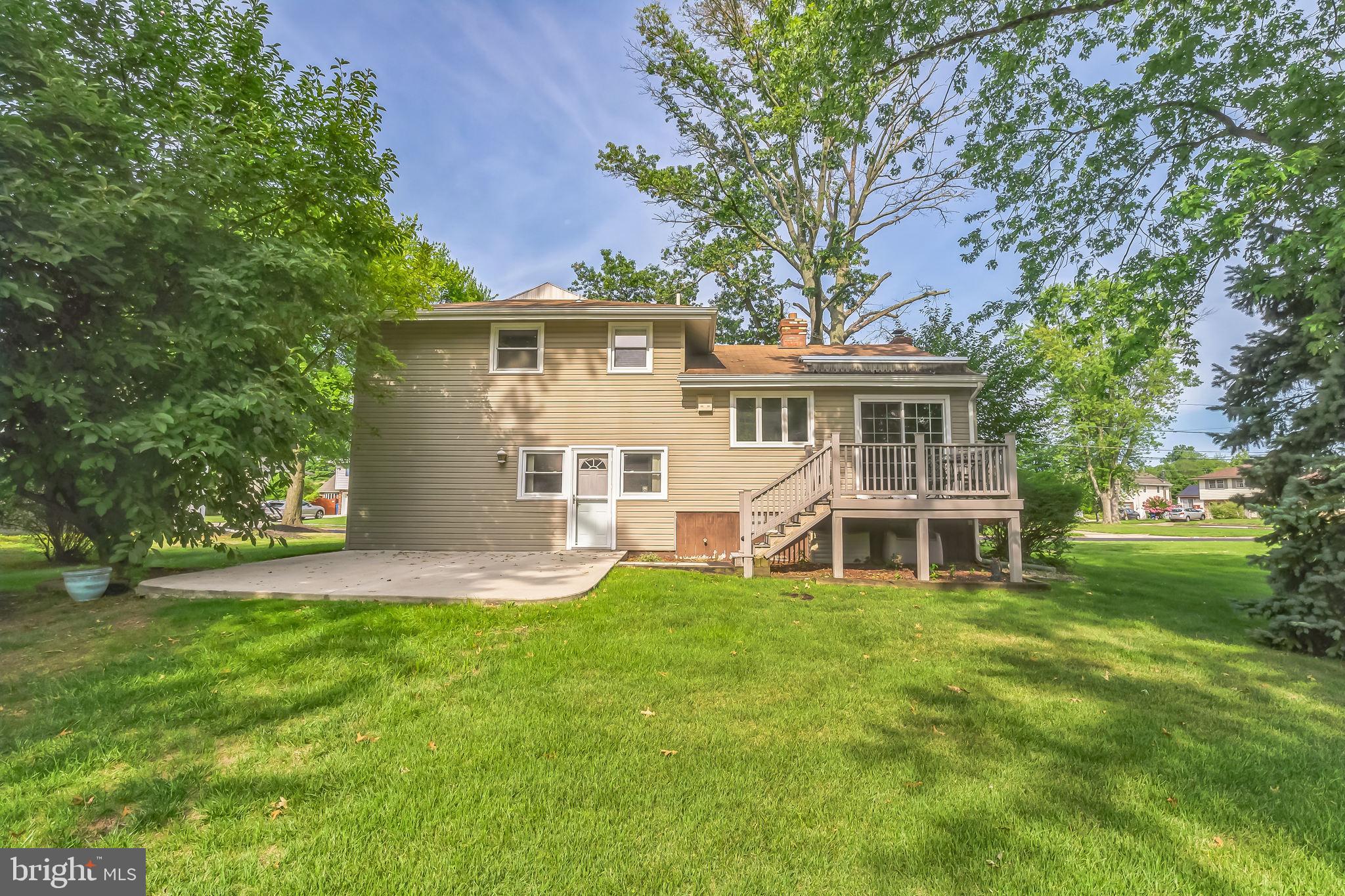 400 Bruce Road Cherry Hill, NJ 08034 - Photo 14 of 19 Great yard, with nice deck.