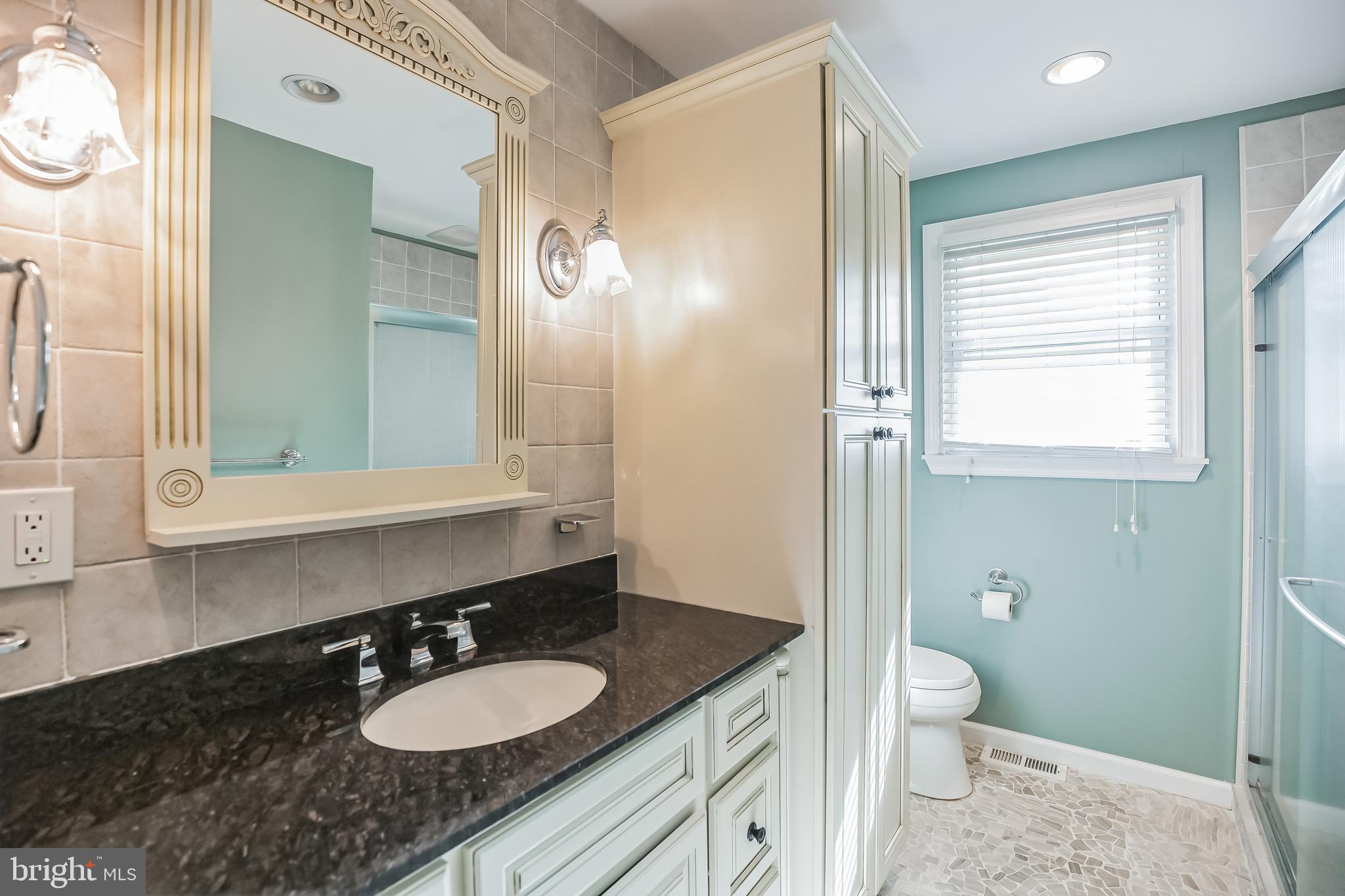 400 Bruce Road Cherry Hill, NJ 08034 - Photo 7 of 19 Full bath on same level as bedrooms