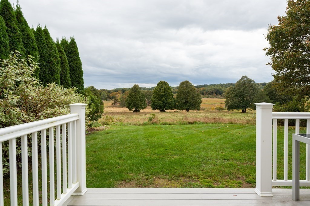 20 Ocean Drive Ipswich, MA 01938 - Photo 25 of 32 a view of balcony with yard