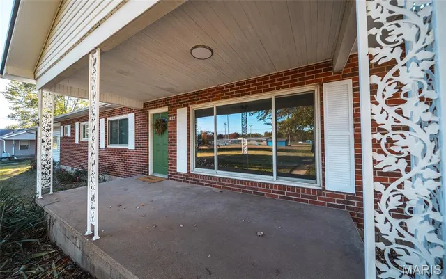 $224,000 | 612 North Commercial Street, Crocker, MO 65452