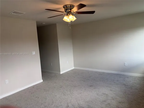 $2,300 | 551 Northwest 10th Street, Florida City, FL 33034