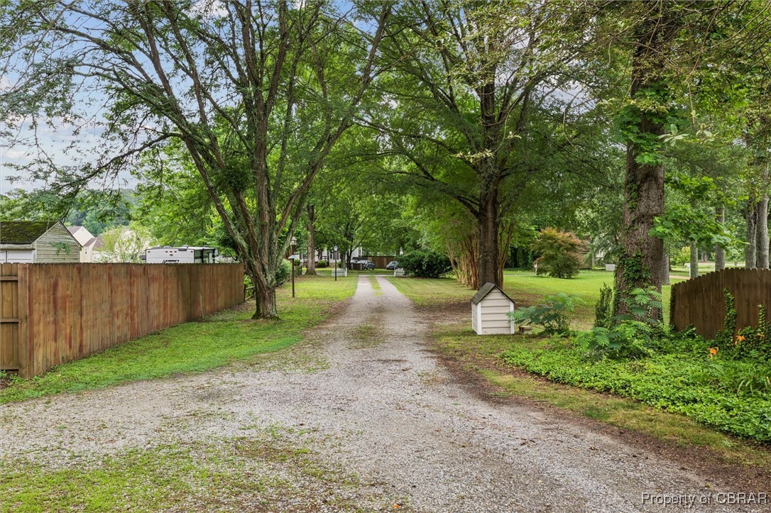 6512 Walter Reed Drive Gloucester, VA 23061 - Photo 4 of 41 Gallery Image 4