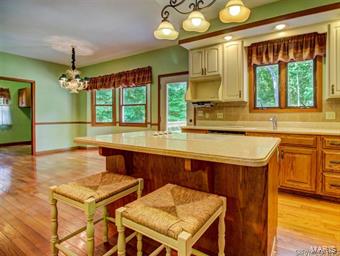 19 Log Cabin Road Belleville, IL 62221 - Photo 8 of 30 Gallery Image 8